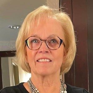 Meet your Posher, Marcia